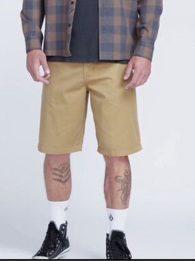 VOLCOM Frickin Khaki Shorts